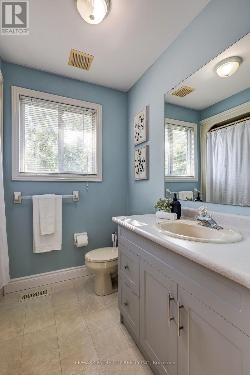 19 Lyford Court, St. Thomas, Ontario  N5R 6C6 - Photo 28 - X12434722