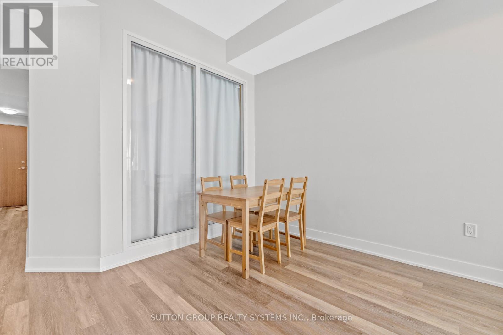 914 - 30 Shore Breeze Drive, Toronto, Ontario  M8V 0J1 - Photo 14 - W12387391