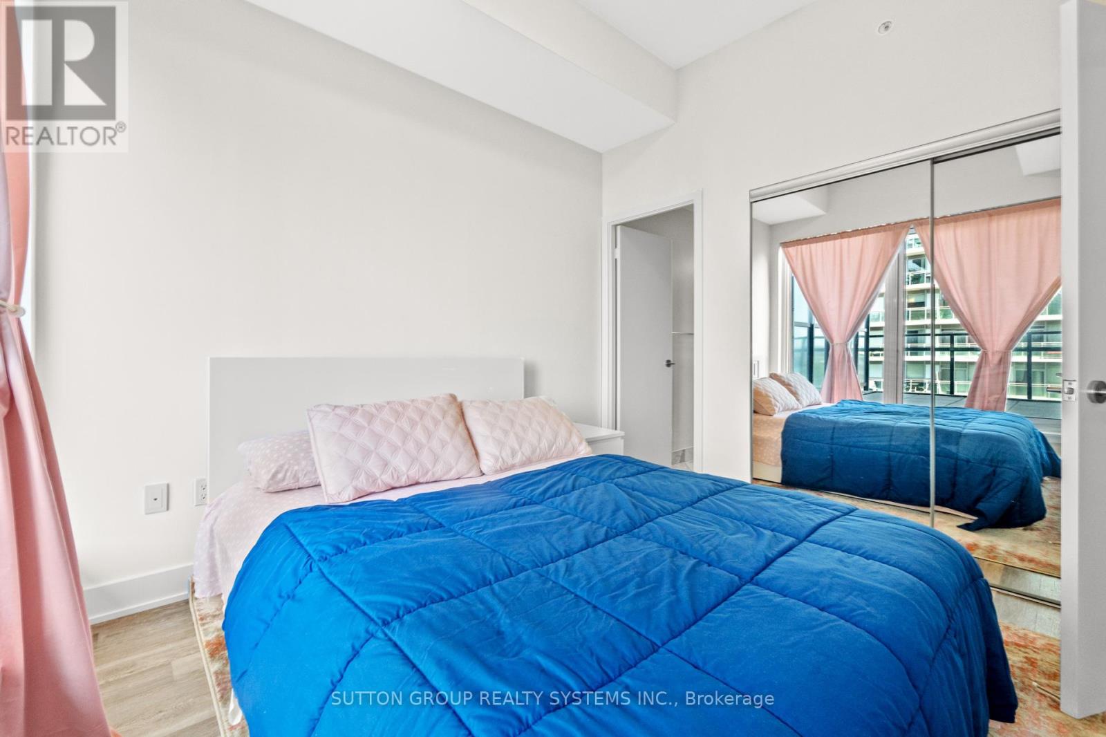 914 - 30 Shore Breeze Drive, Toronto, Ontario  M8V 0J1 - Photo 20 - W12387391