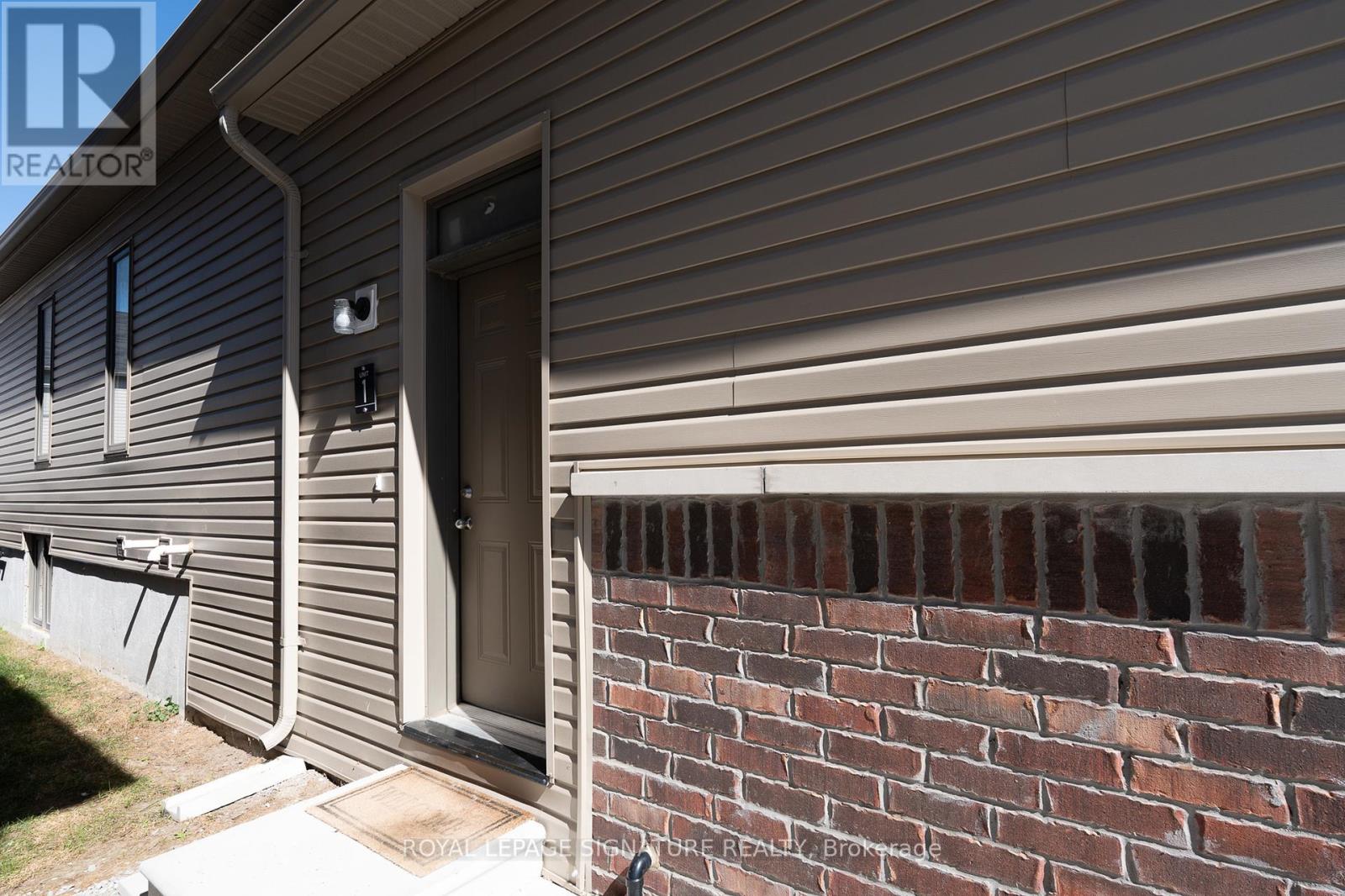 62 Bannister Road, Barrie, Ontario  L9J 0L7 - Photo 16 - S12435010