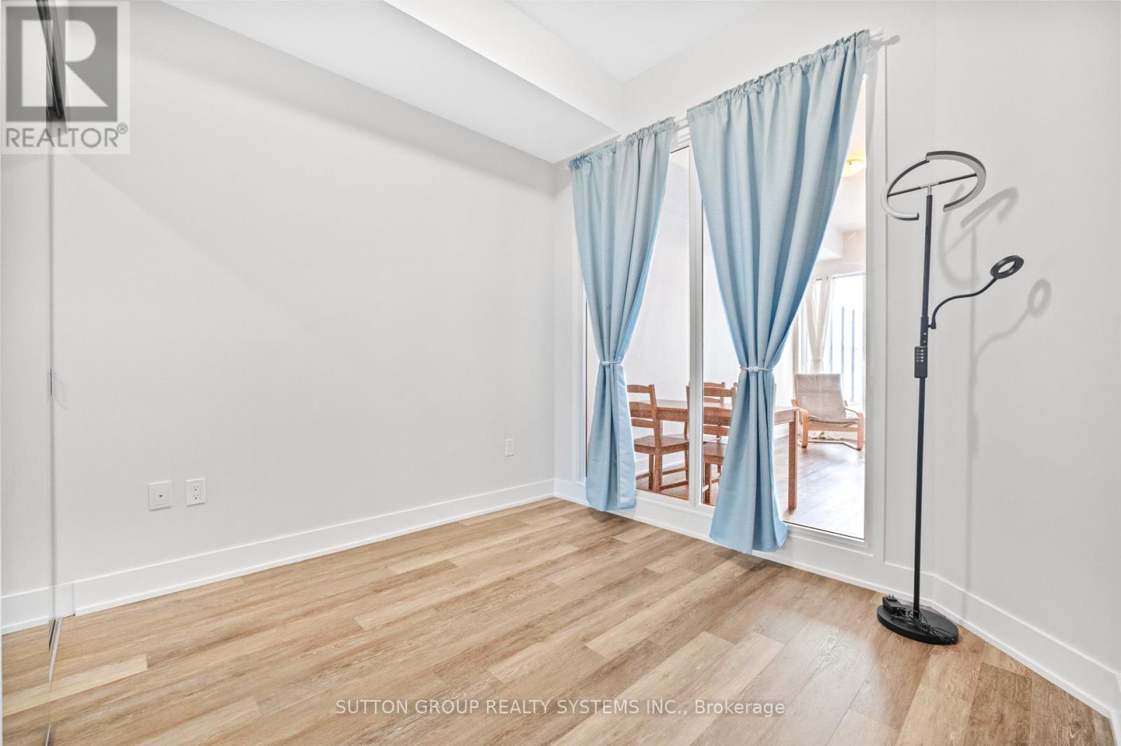 914 - 30 Shore Breeze Drive, Toronto, Ontario  M8V 0J1 - Photo 23 - W12387391