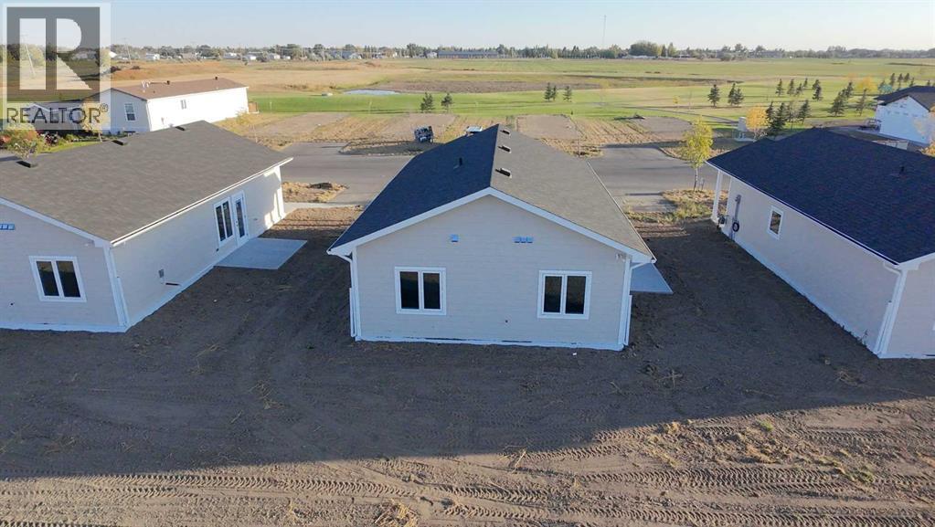 Property at 4909 72 Avenue image 3