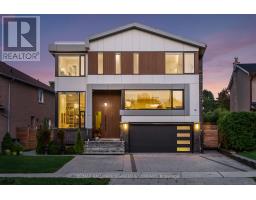 67 CLANSMAN BOULEVARD, Toronto, Ontario