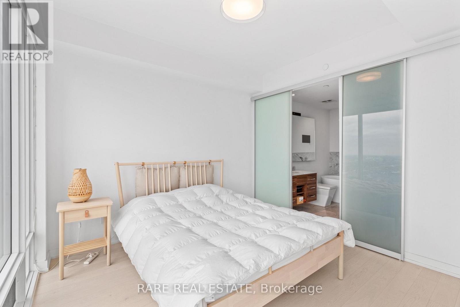 3910 - 488 University Avenue, Toronto, Ontario  M5G 0C1 - Photo 19 - C12435086