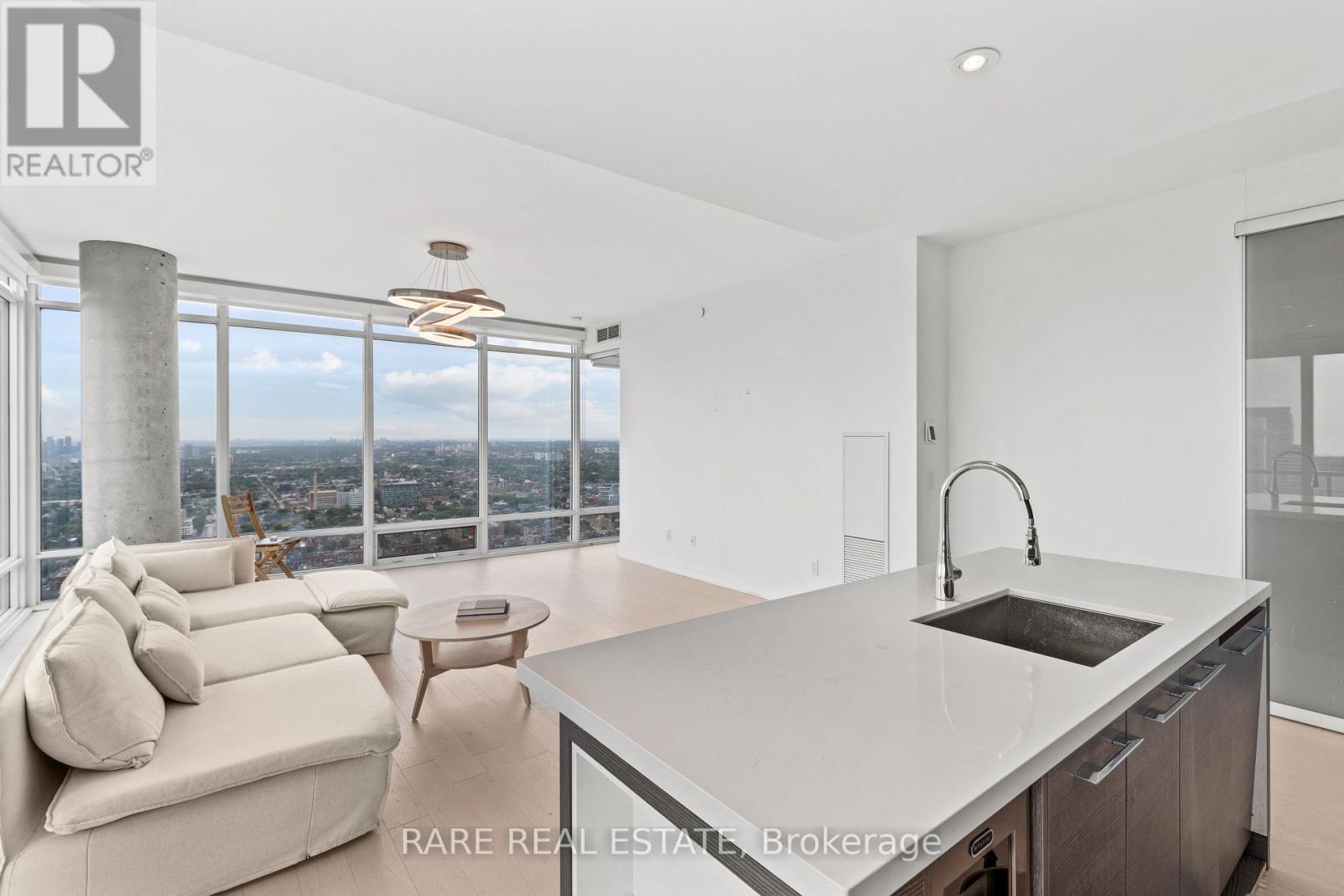 3910 - 488 University Avenue, Toronto, Ontario  M5G 0C1 - Photo 8 - C12435086