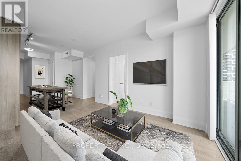 2110 - 101 ERSKINE AVENUE, Toronto, Ontario