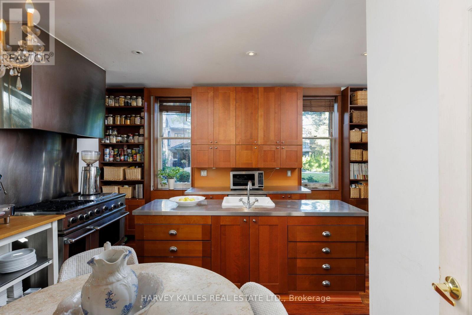 114 Glen Road, Toronto, Ontario  M4W 2V9 - Photo 22 - C12435116