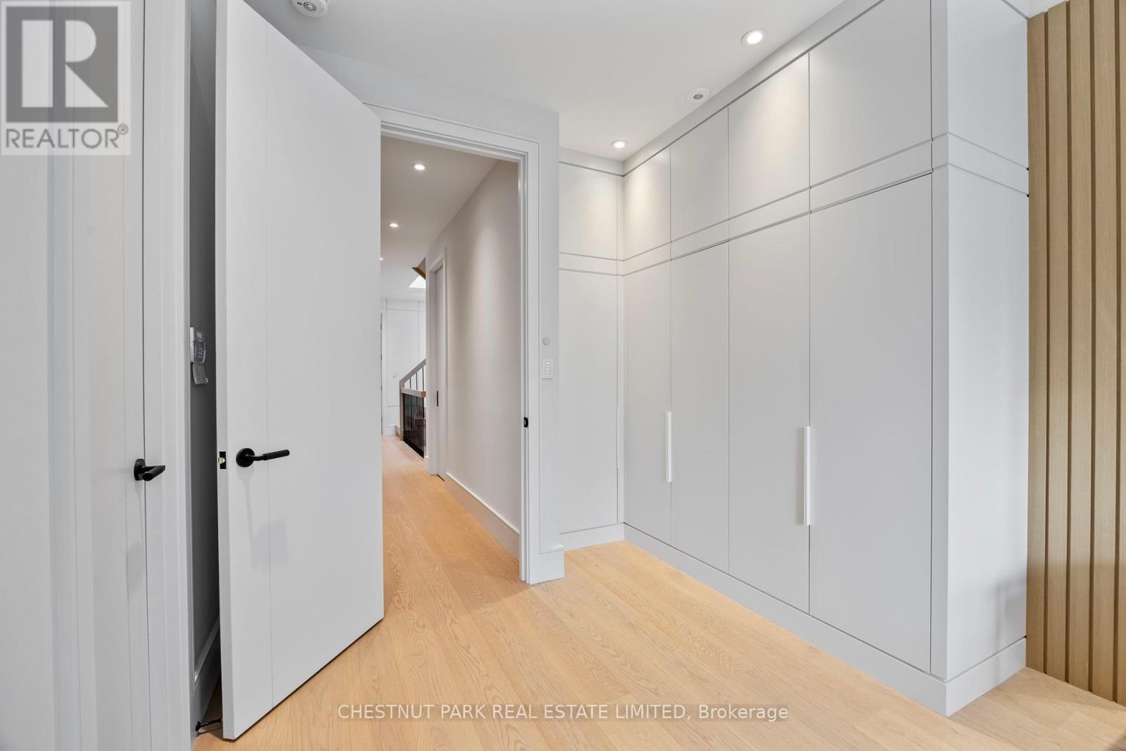 43 Summerhill Avenue, Toronto, Ontario  M4T 1A9 - Photo 19 - C12435149