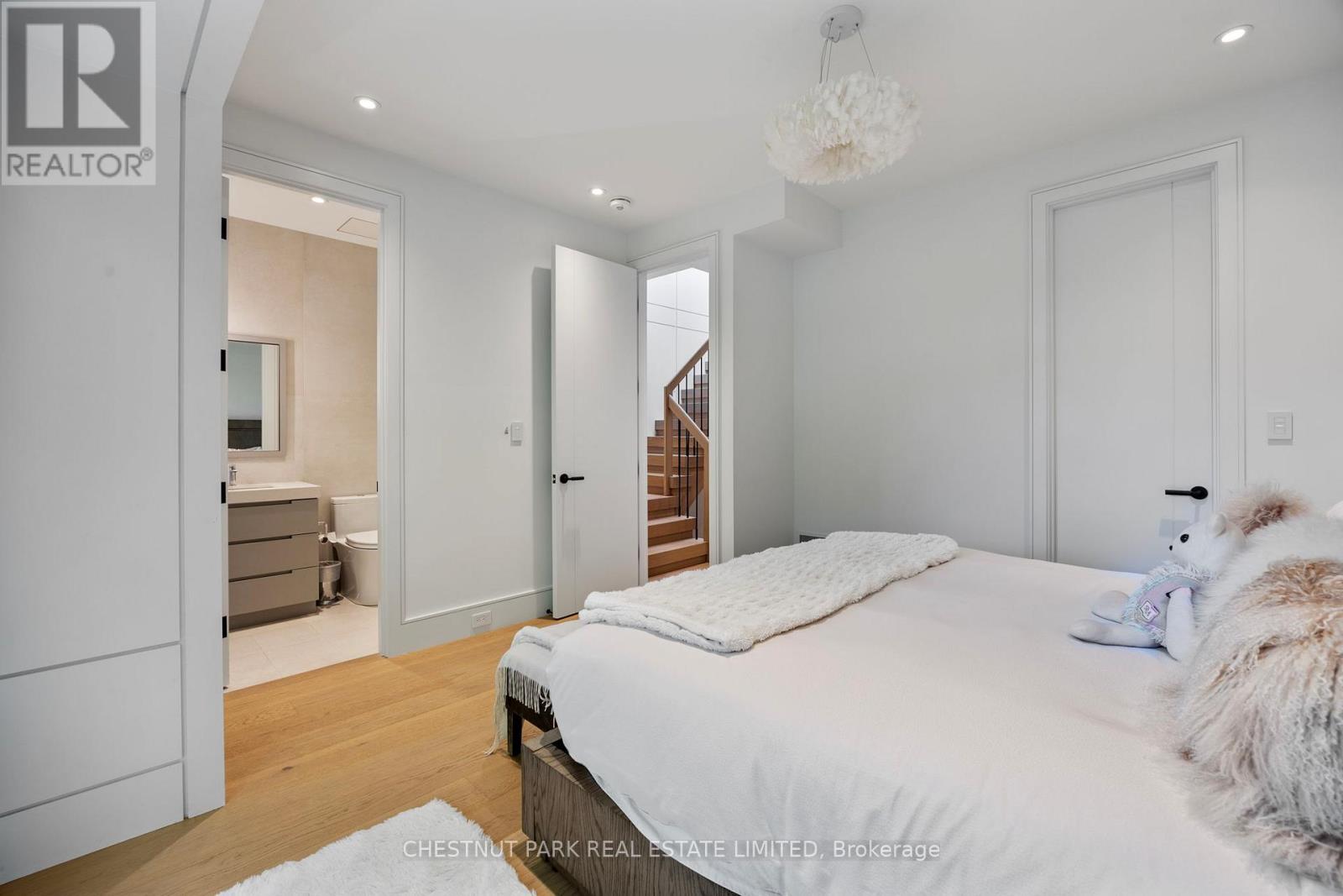 43 Summerhill Avenue, Toronto, Ontario  M4T 1A9 - Photo 23 - C12435149