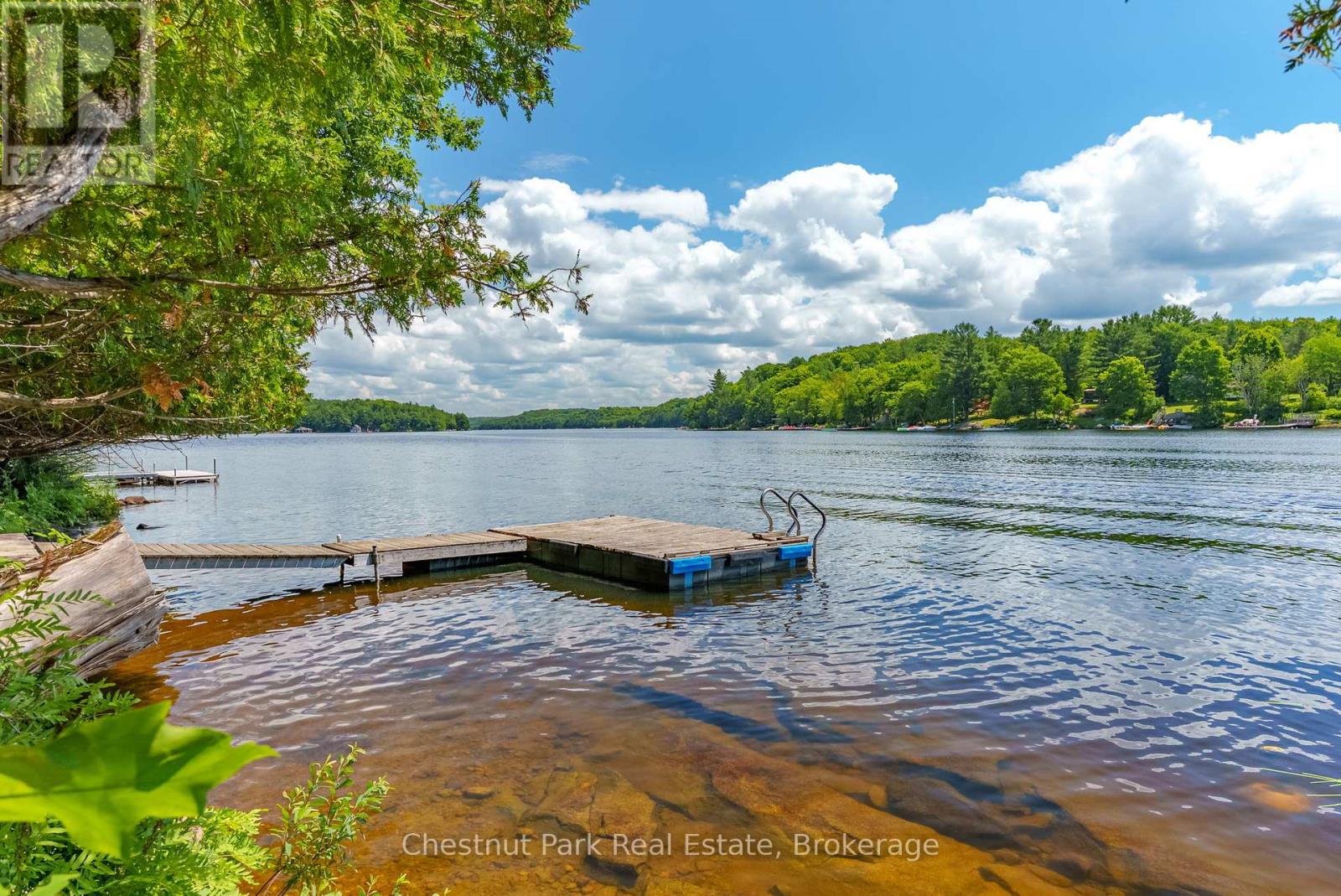 1054 10 DEEWOOD DRIVE, Muskoka Lakes, Ontario