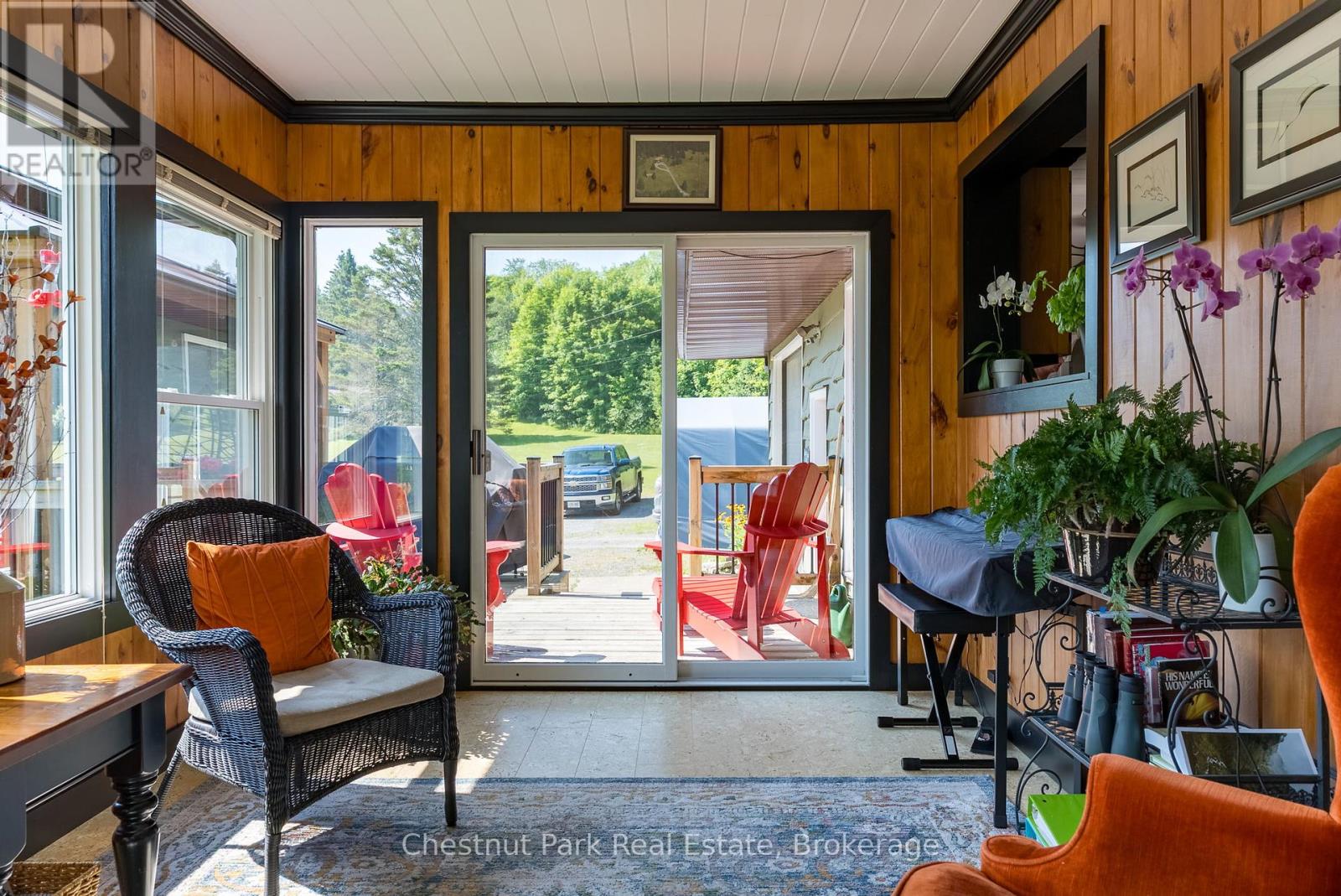 272 Centre Road, Parry Sound Remote Area, Ontario  P0A 1X0 - Photo 12 - X12290406