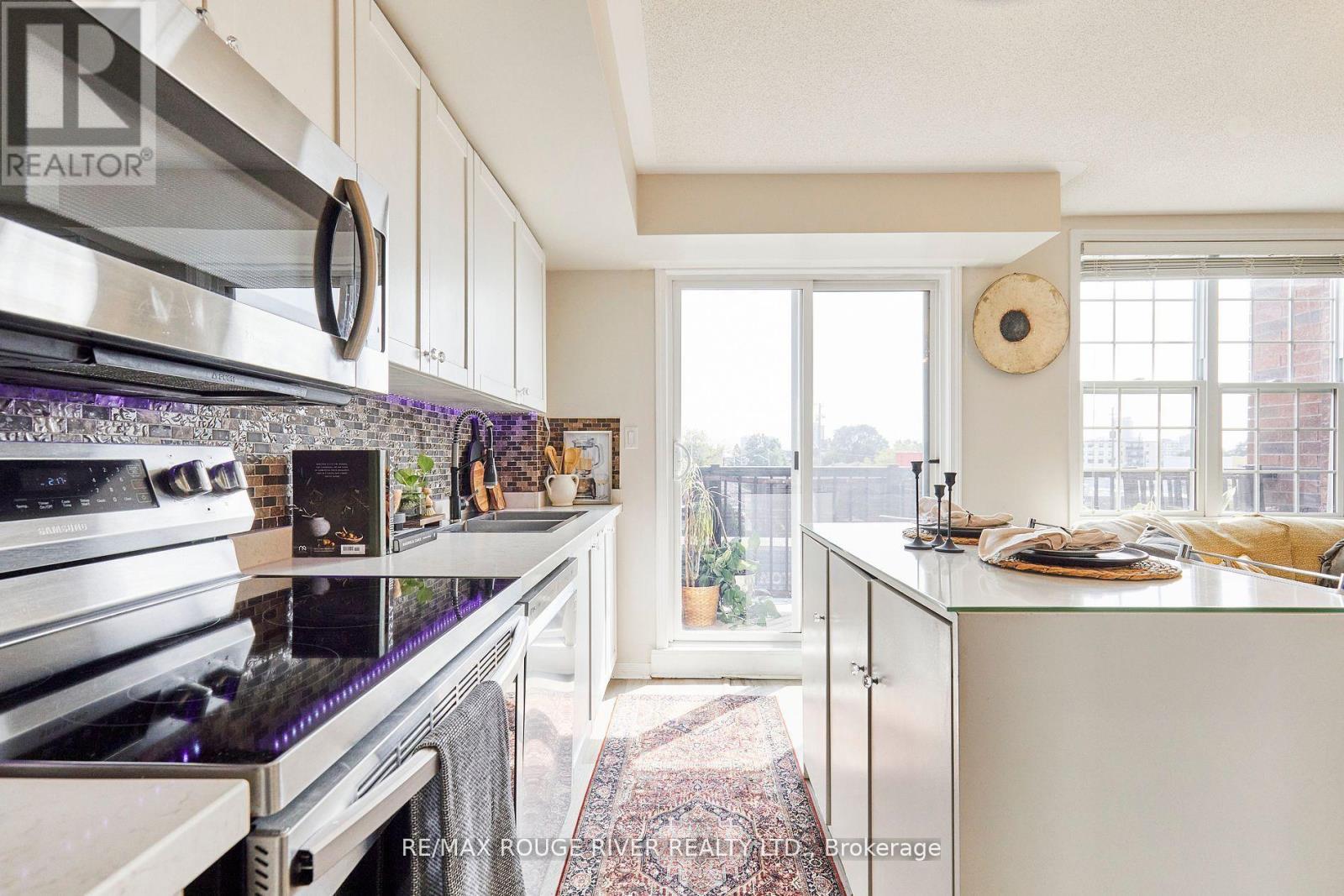 312 - 25 Strangford Lane, Toronto, Ontario  M1L 0E4 - Photo 4 - E12435087