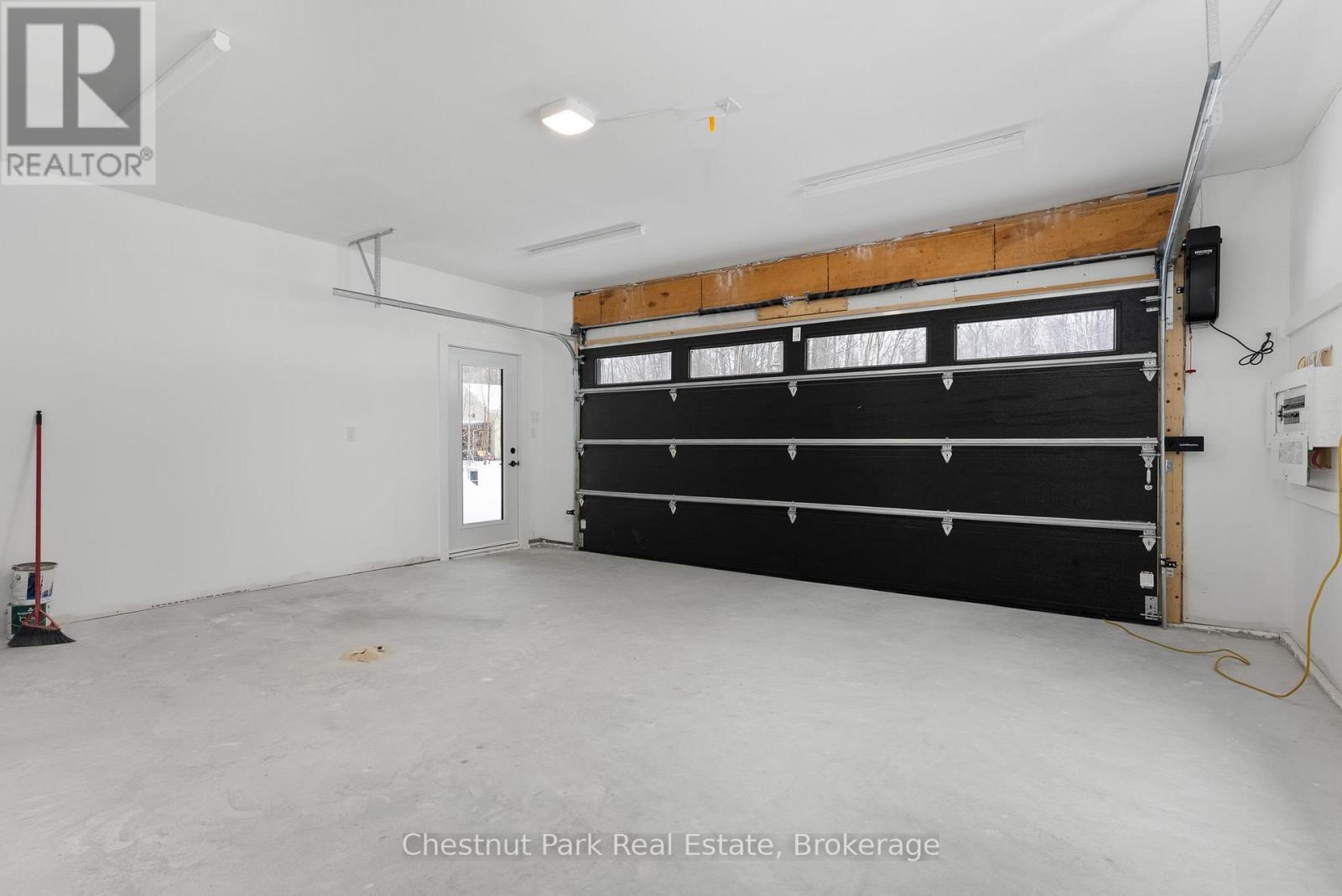 24 Aspen Lane, Nipissing, Ontario  P0H 1Z0 - Photo 44 - X12322627