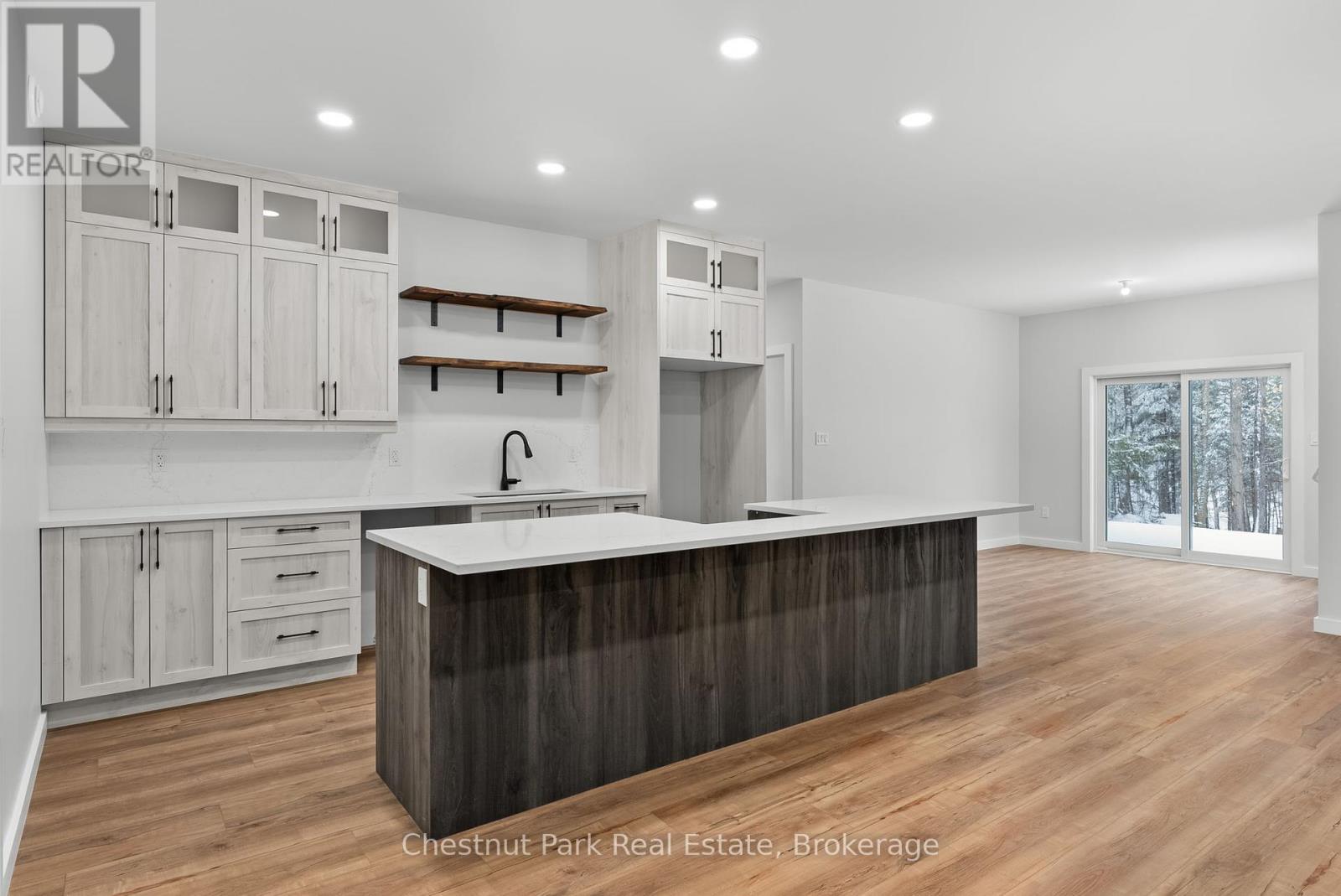 24 Aspen Lane, Nipissing, Ontario  P0H 1Z0 - Photo 32 - X12322627