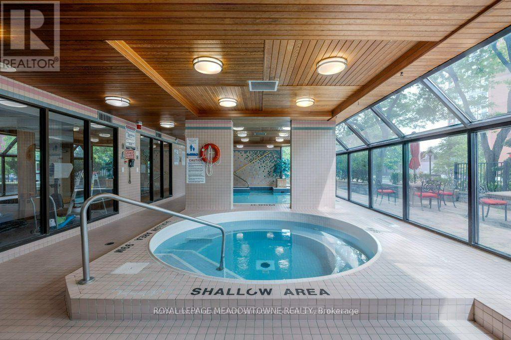 705 - 4235 Sherwoodtowne Boulevard, Mississauga (City Centre), Ontario  L4Z 1W3 - Photo 11 - W12352670