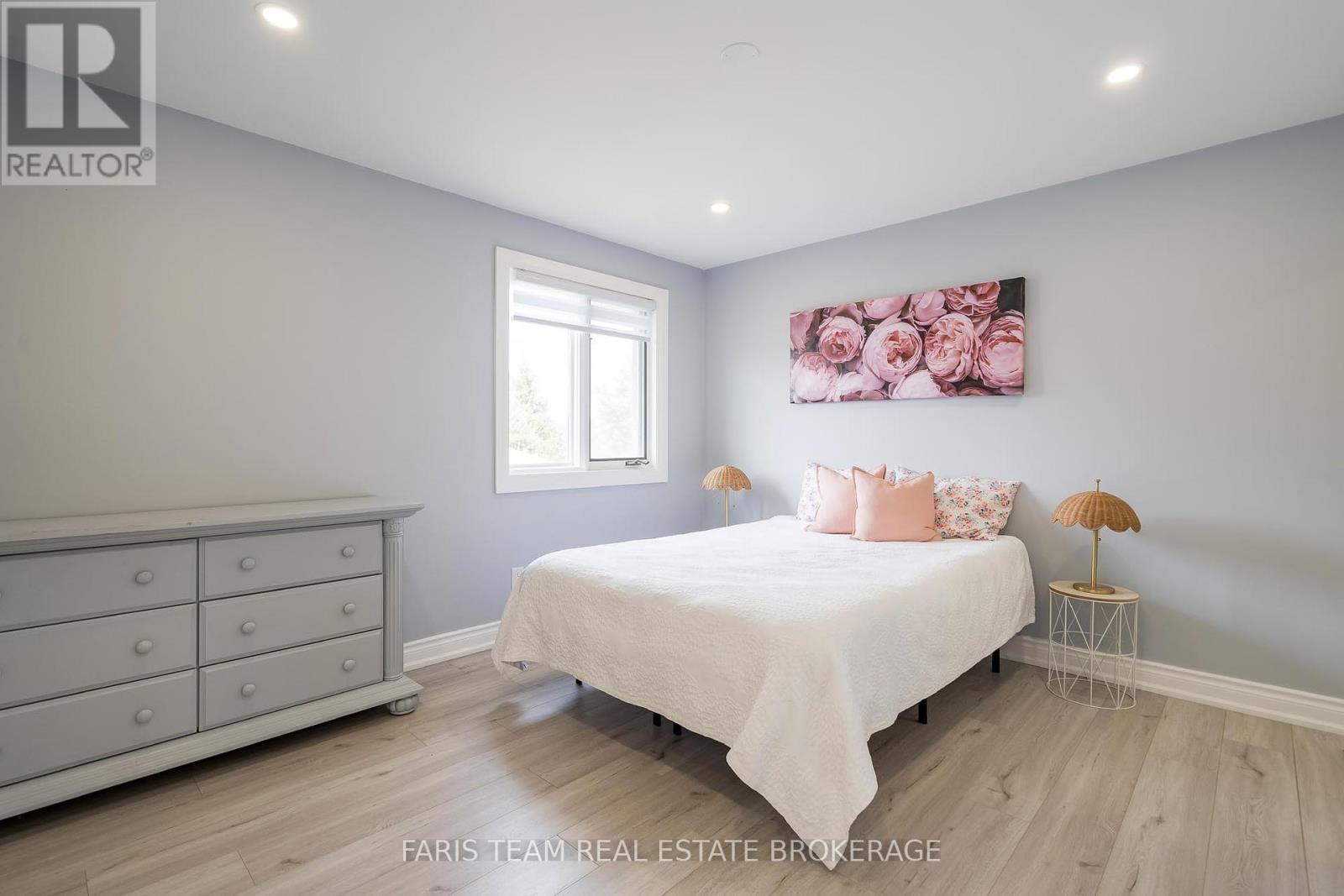 7 Golfview Boulevard, Bradford West Gwillimbury, Ontario  L3Z 2A6 - Photo 20 - N12435038