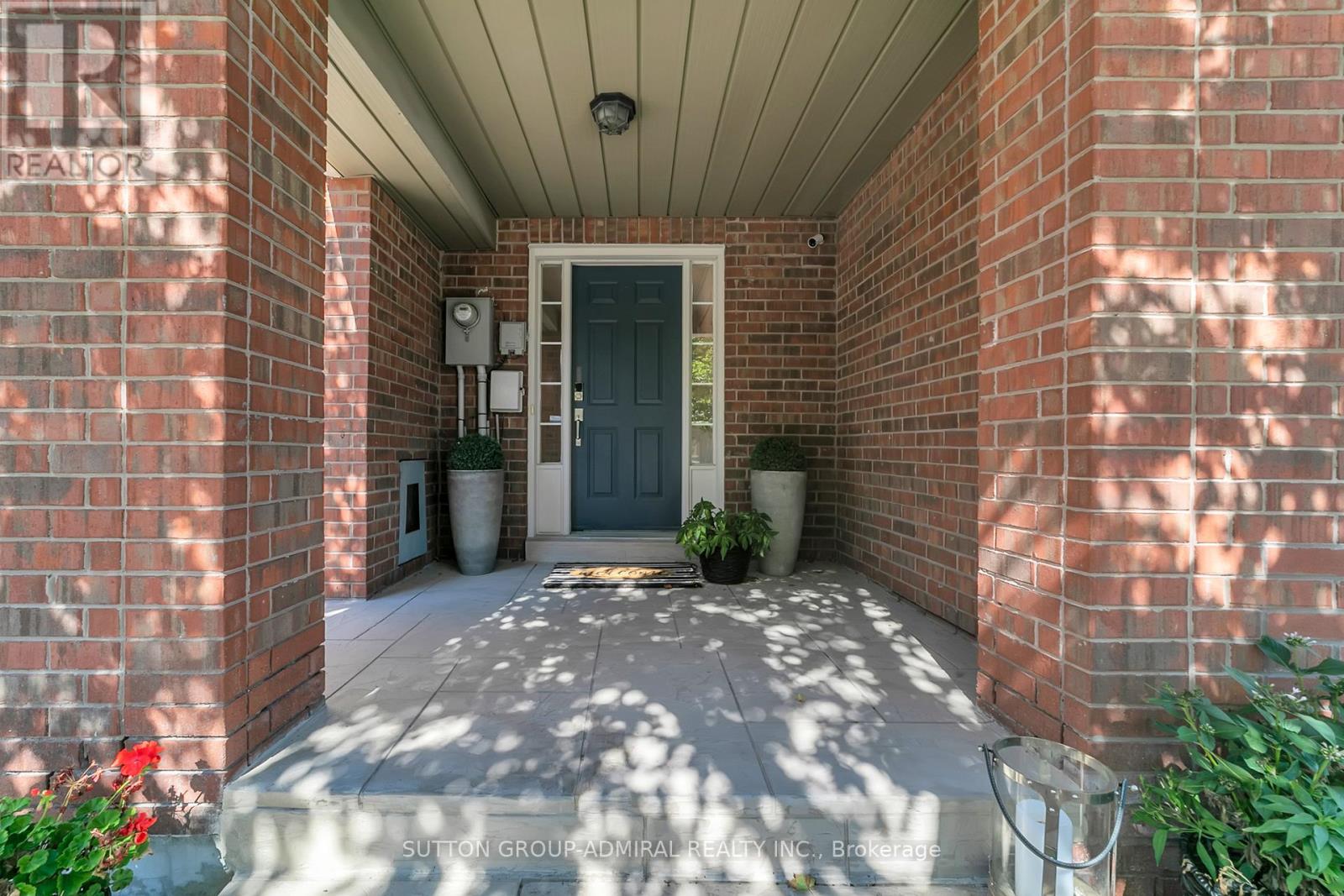 64 - 255 Shaftsbury Avenue, Richmond Hill, Ontario  L4C 0L9 - Photo 2 - N12435061