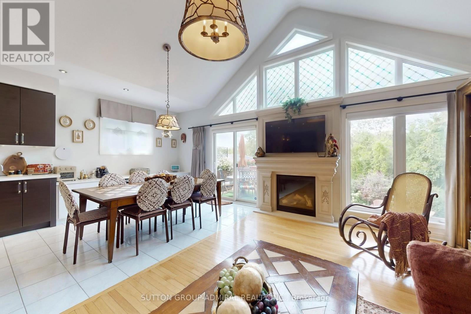62 Waterton Way, Bradford West Gwillimbury, Ontario  L3Z 0R3 - Photo 20 - N12435089