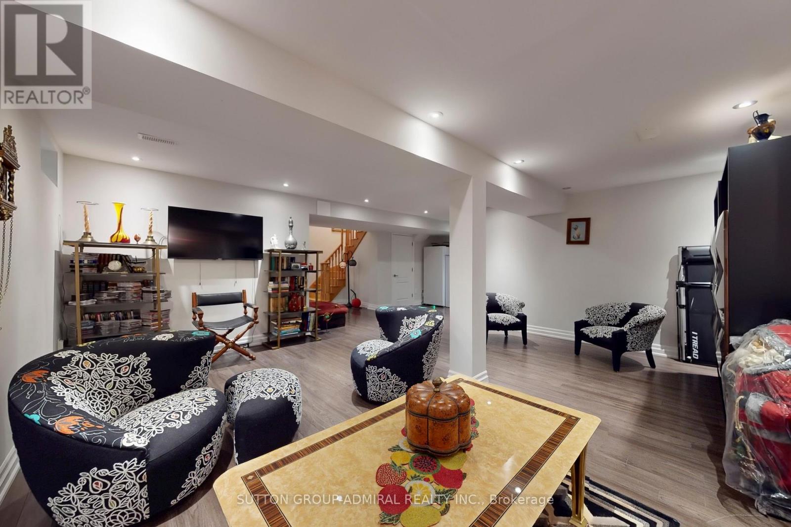 62 Waterton Way, Bradford West Gwillimbury, Ontario  L3Z 0R3 - Photo 36 - N12435089