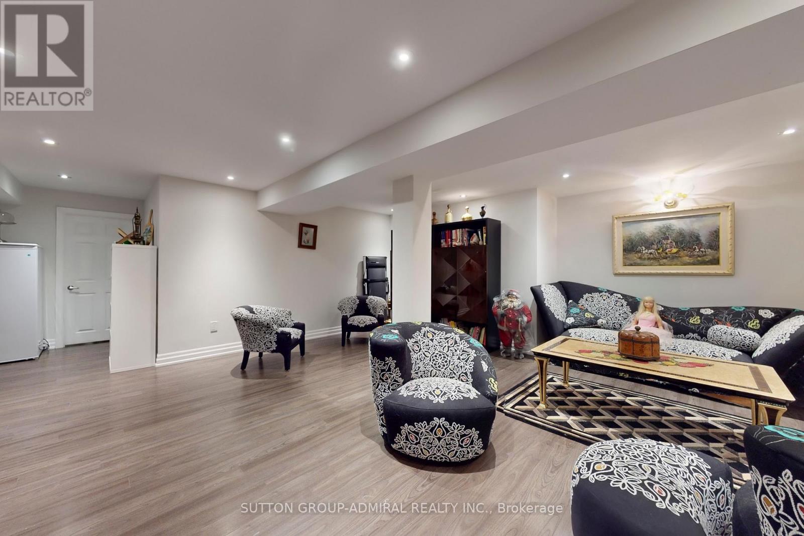 62 Waterton Way, Bradford West Gwillimbury, Ontario  L3Z 0R3 - Photo 37 - N12435089