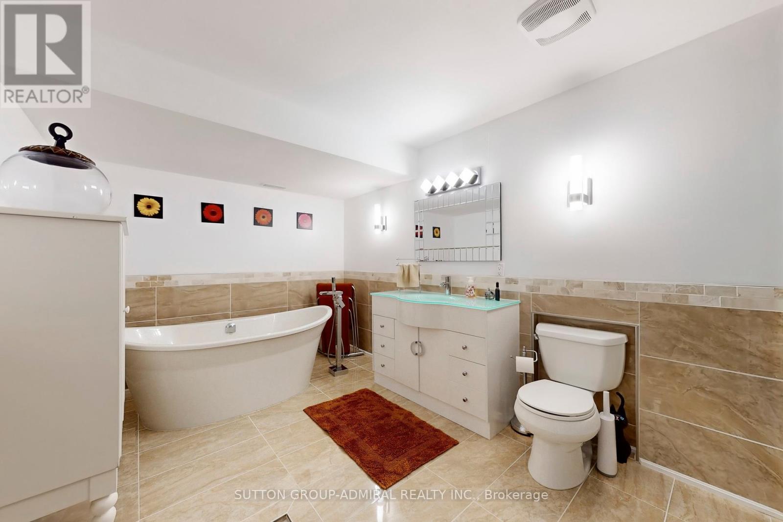 62 Waterton Way, Bradford West Gwillimbury, Ontario  L3Z 0R3 - Photo 41 - N12435089