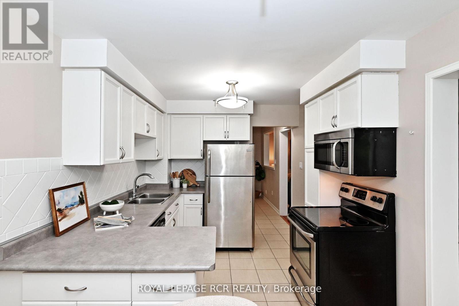 442 Britannia Avenue, Bradford West Gwillimbury, Ontario  L3Z 1A7 - Photo 15 - N12435111