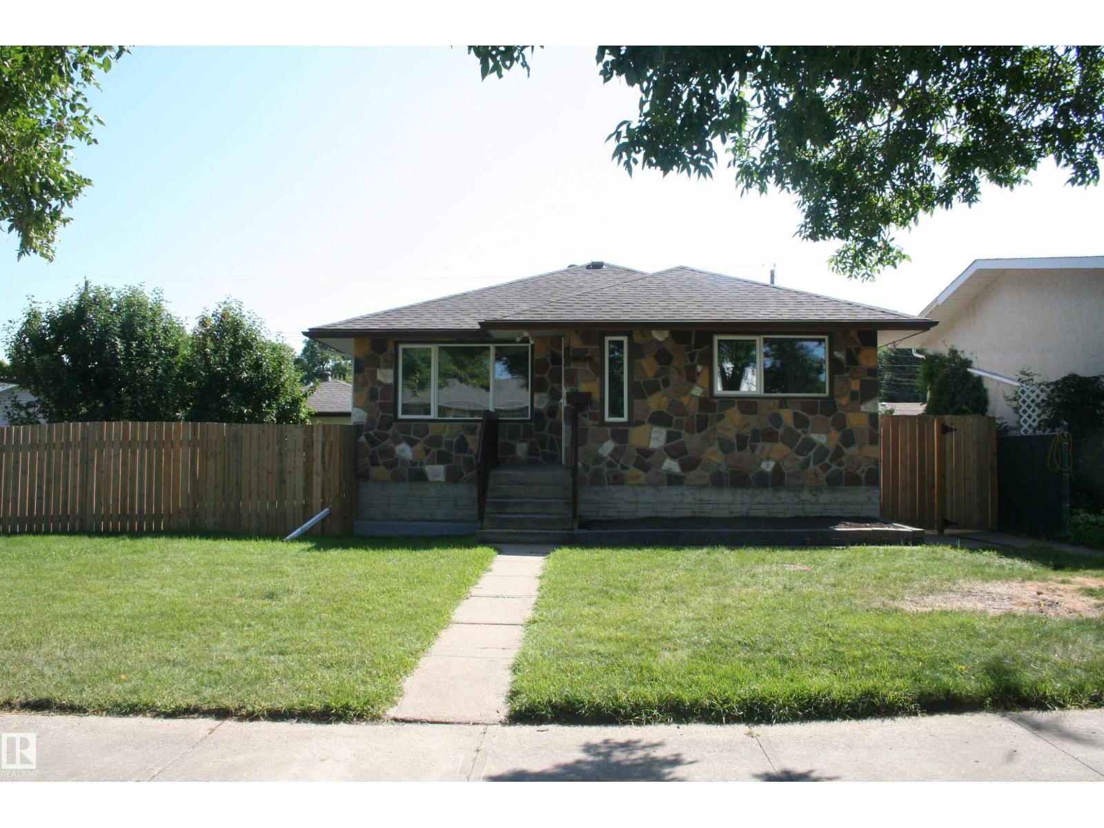 11823 43 St Nw, Edmonton, Alberta  T5W 2P3 - Photo 1 - E4450726
