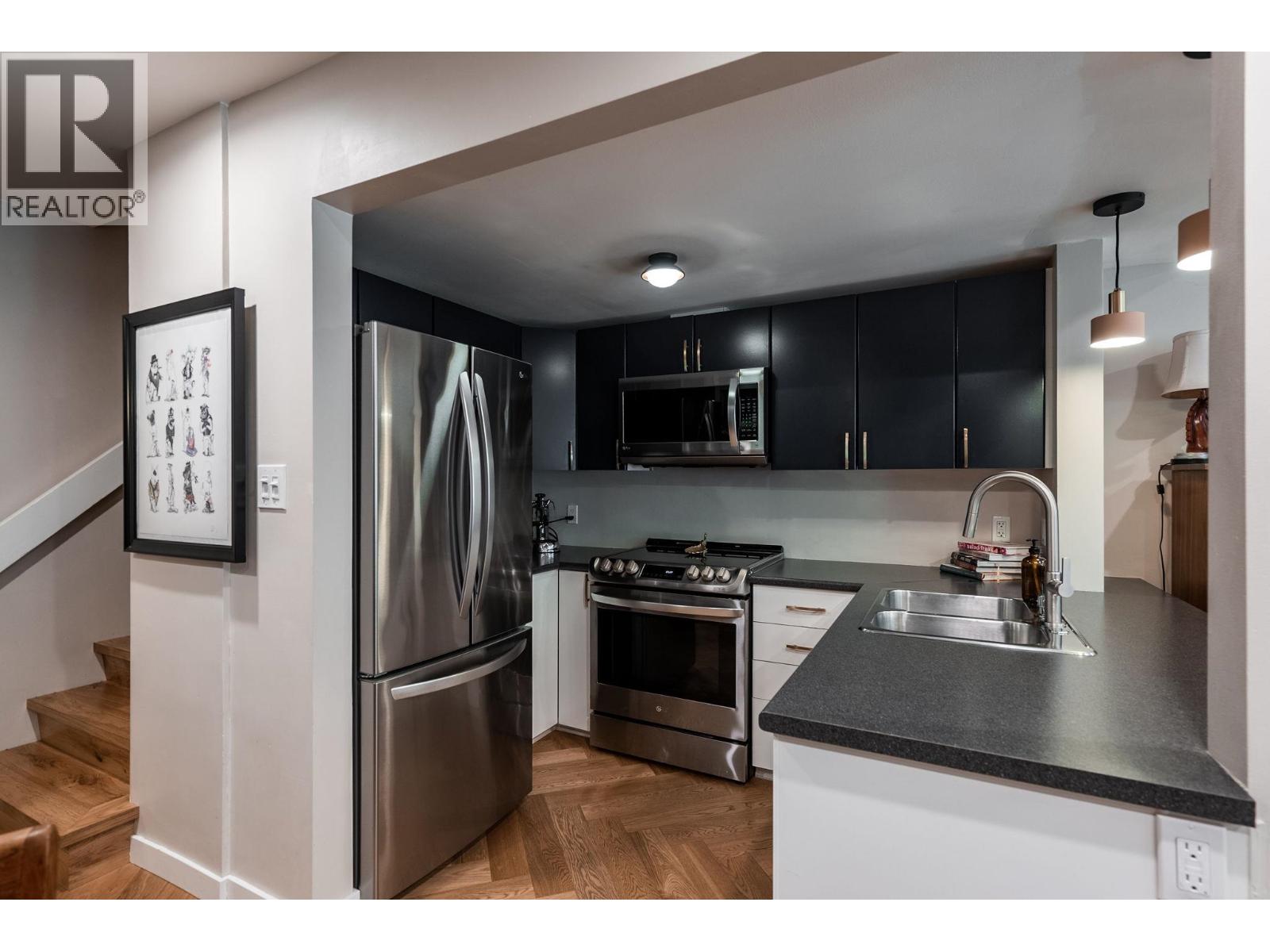 105 1922 W 7th Avenue, Vancouver, British Columbia  V6J 1T1 - Photo 9 - R3053397