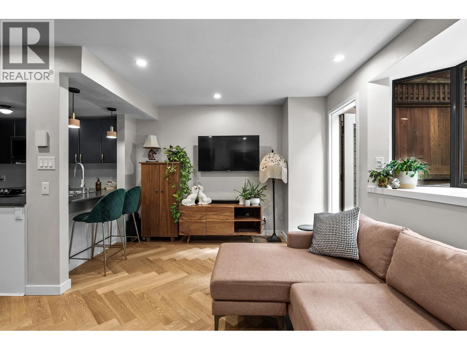105 1922 W 7th Avenue, Vancouver, British Columbia  V6J 1T1 - Photo 5 - R3053397
