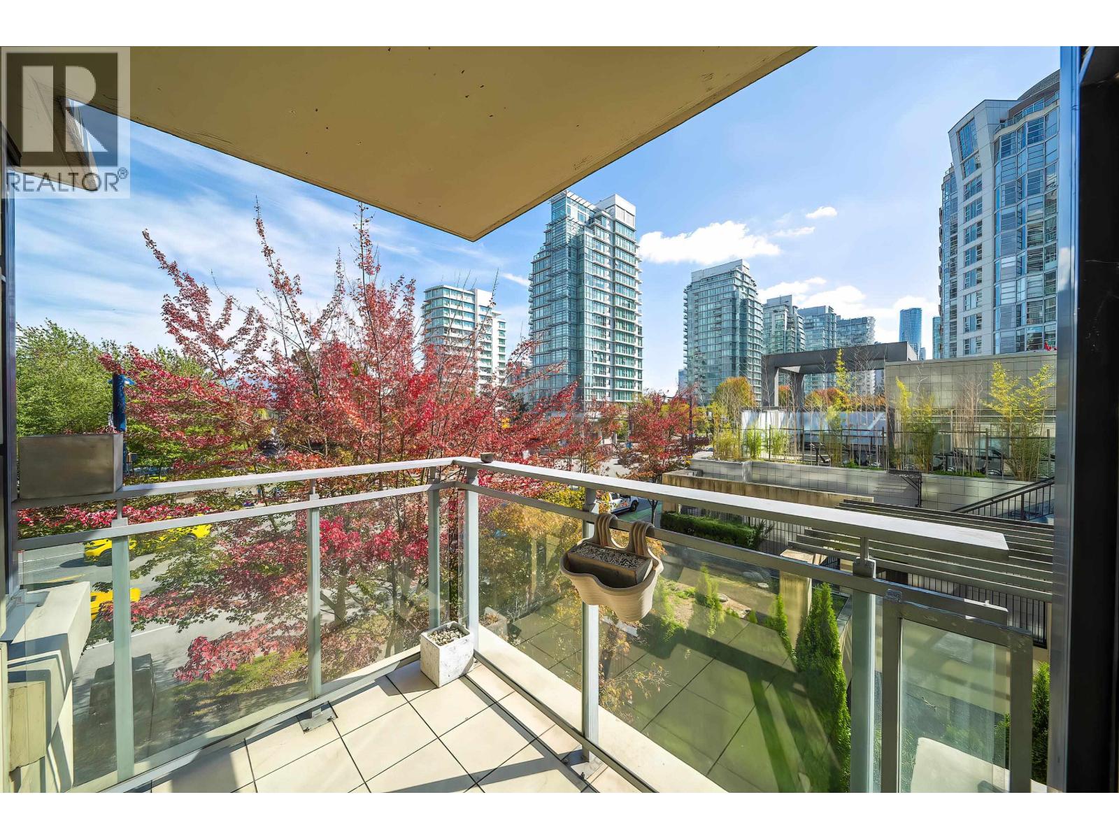 301 1863 Alberni Street, Vancouver, British Columbia  V6G 3H8 - Photo 11 - R3053484