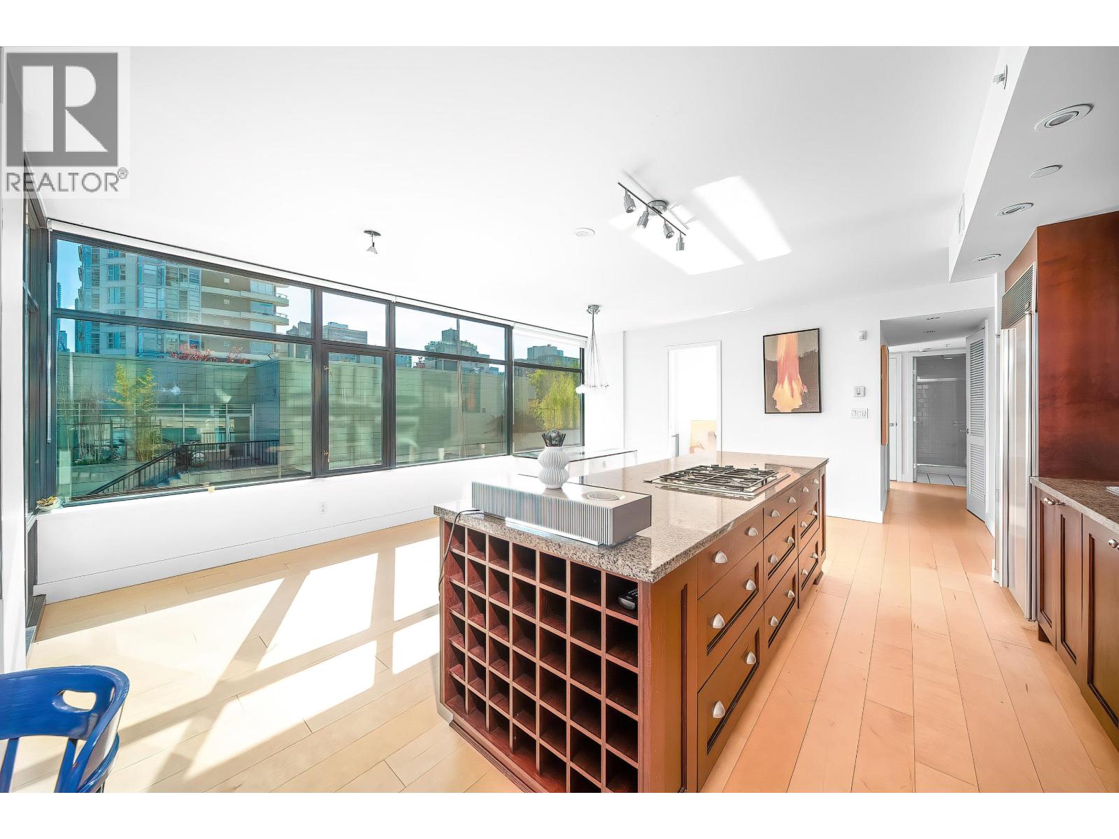 301 1863 Alberni Street, Vancouver, British Columbia  V6G 3H8 - Photo 12 - R3053484