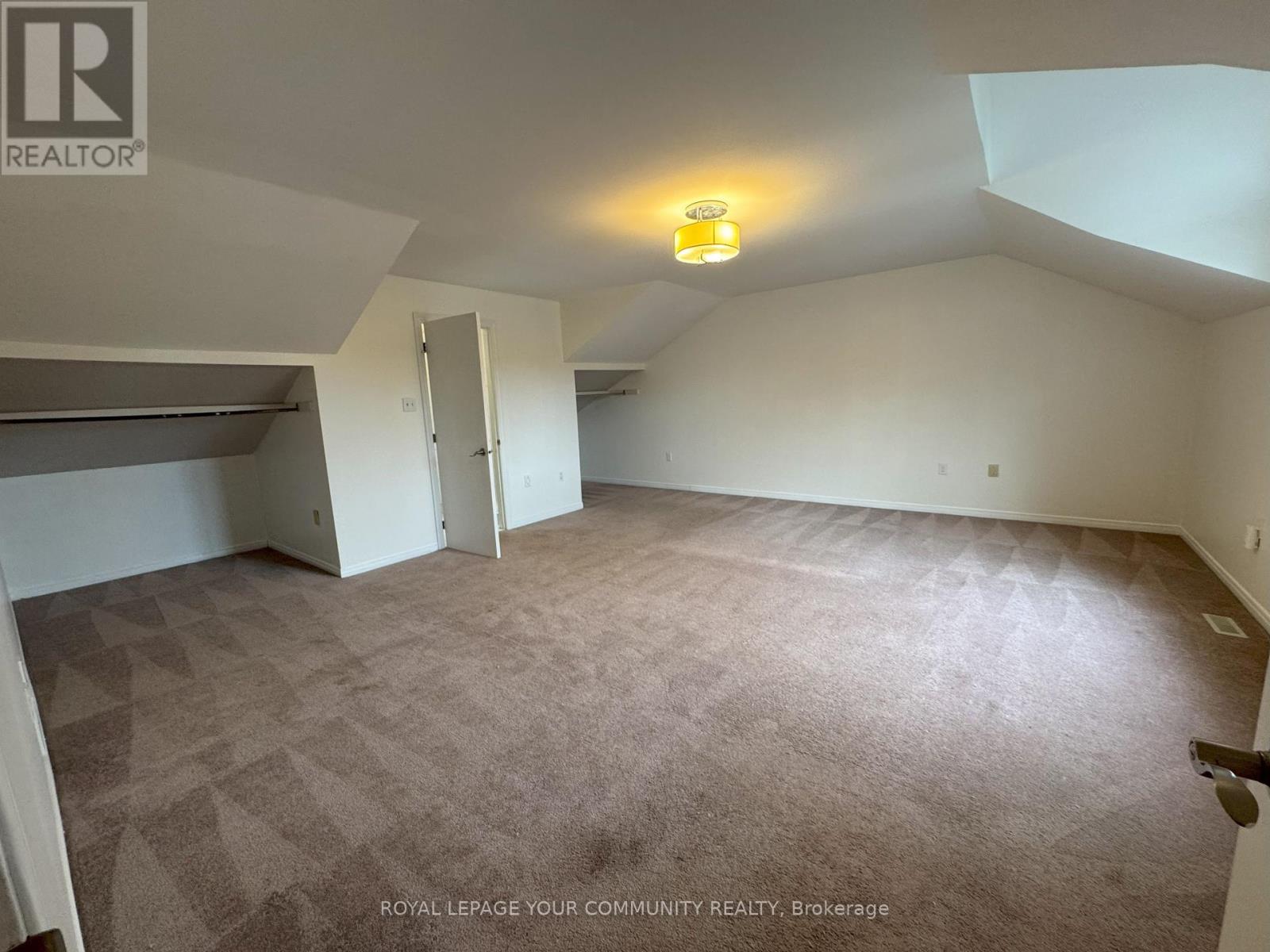 Upper - 32 Ward Drive, Barrie, Ontario  L4N 7N9 - Photo 18 - S12435047