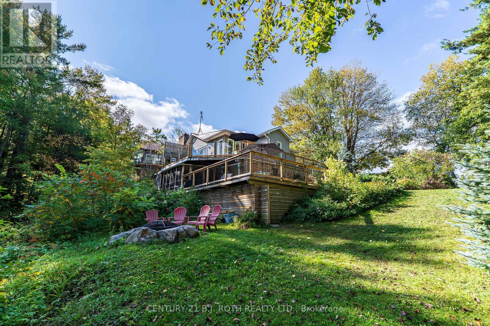 8101 Kings River Road, Ramara, Ontario  L0K 2B0 - Photo 3 - S12435134