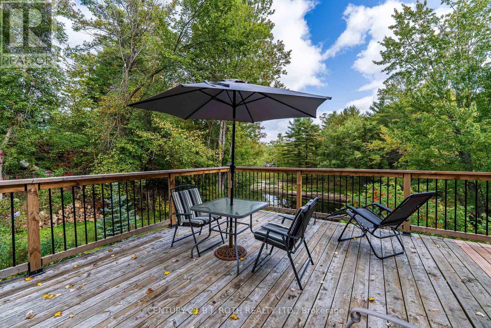 8101 Kings River Road, Ramara, Ontario  L0K 2B0 - Photo 30 - S12435134
