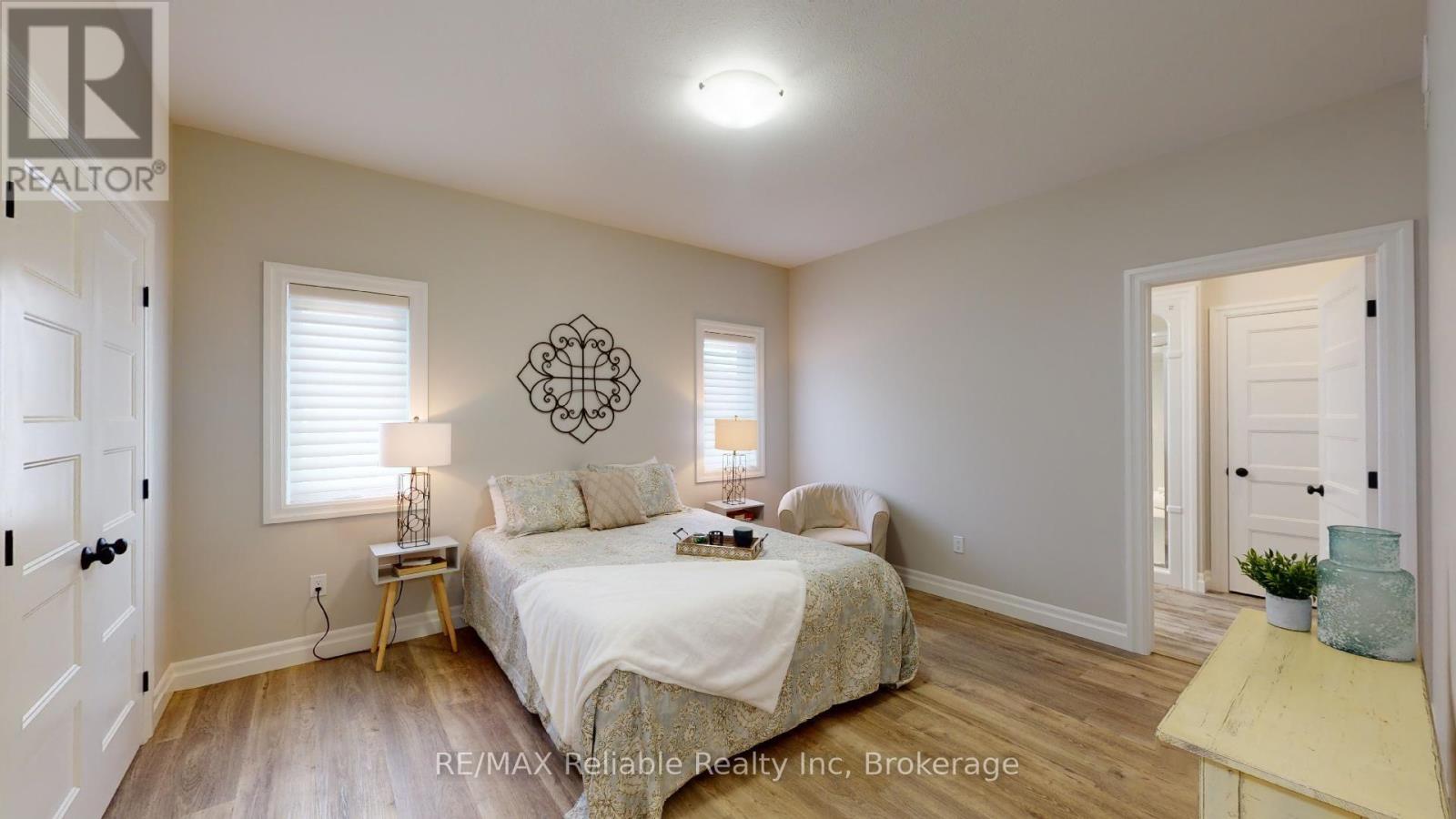 7 Thimbleweed Drive, Bluewater, Ontario  L6E 0J7 - Photo 10 - X12435164