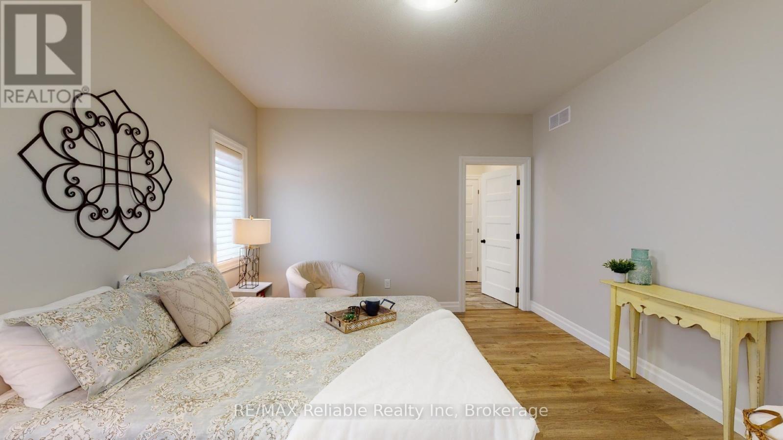 7 Thimbleweed Drive, Bluewater, Ontario  L6E 0J7 - Photo 11 - X12435164
