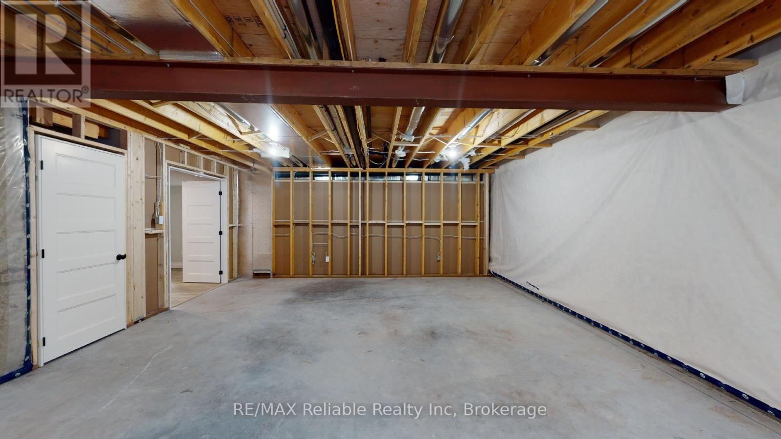 7 Thimbleweed Drive, Bluewater, Ontario  L6E 0J7 - Photo 17 - X12435164
