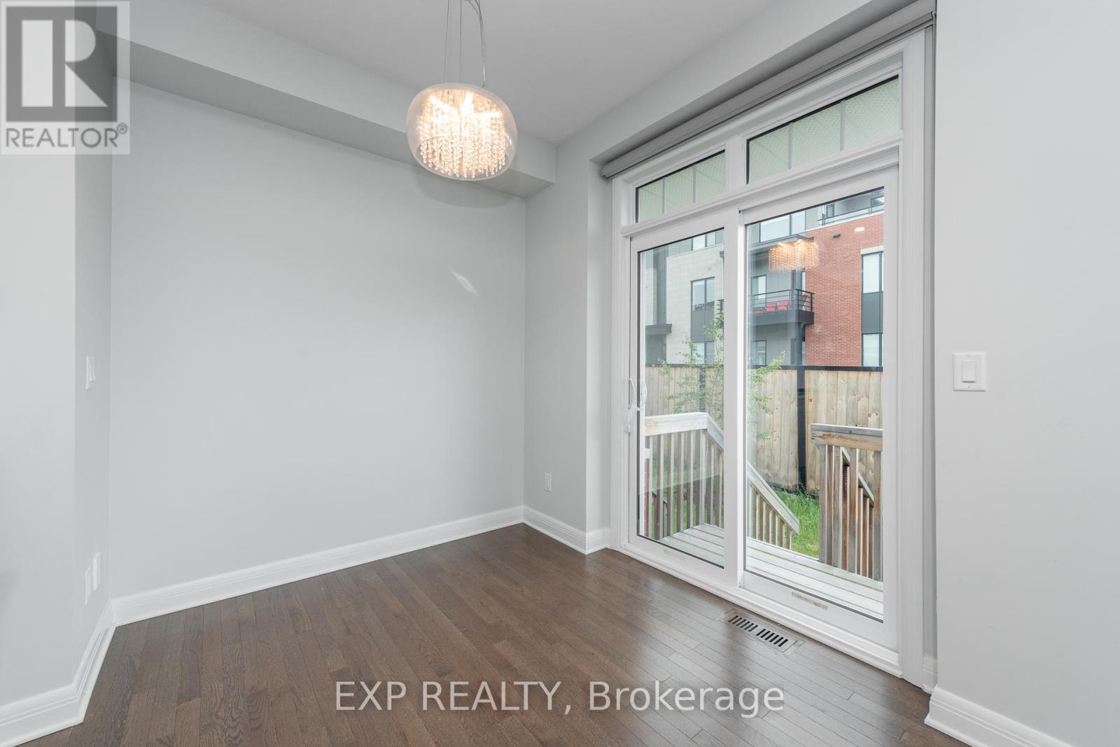 680 Gabriola Way, Ottawa, Ontario  K2T 0M3 - Photo 17 - X12435152