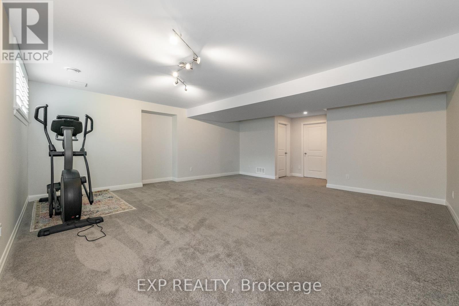 680 Gabriola Way, Ottawa, Ontario  K2T 0M3 - Photo 29 - X12435152