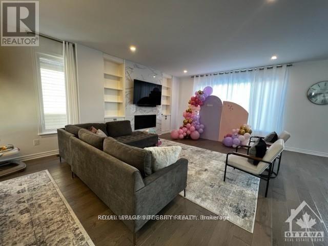 159 Finsbury Avenue, Ottawa, Ontario  K2S 2P5 - Photo 12 - X12435194