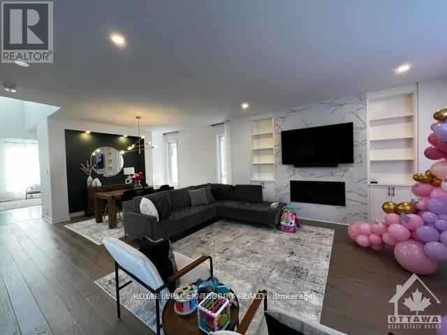 159 Finsbury Avenue, Ottawa, Ontario  K2S 2P5 - Photo 13 - X12435194
