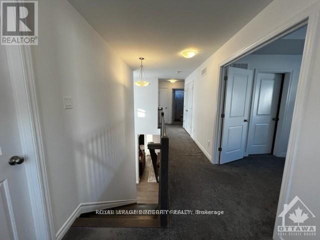 159 Finsbury Avenue, Ottawa, Ontario  K2S 2P5 - Photo 15 - X12435194