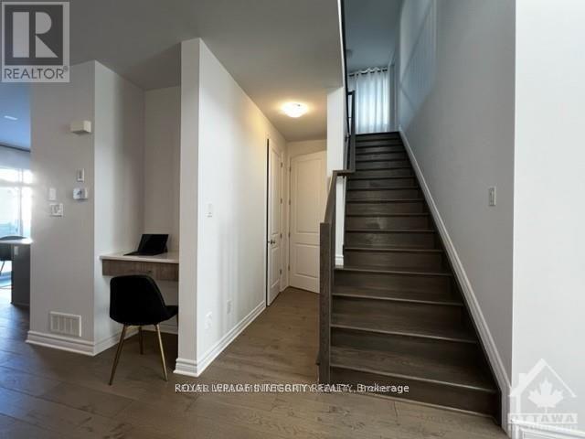 159 Finsbury Avenue, Ottawa, Ontario  K2S 2P5 - Photo 6 - X12435194