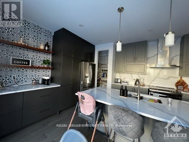 159 Finsbury Avenue, Ottawa, Ontario  K2S 2P5 - Photo 9 - X12435194