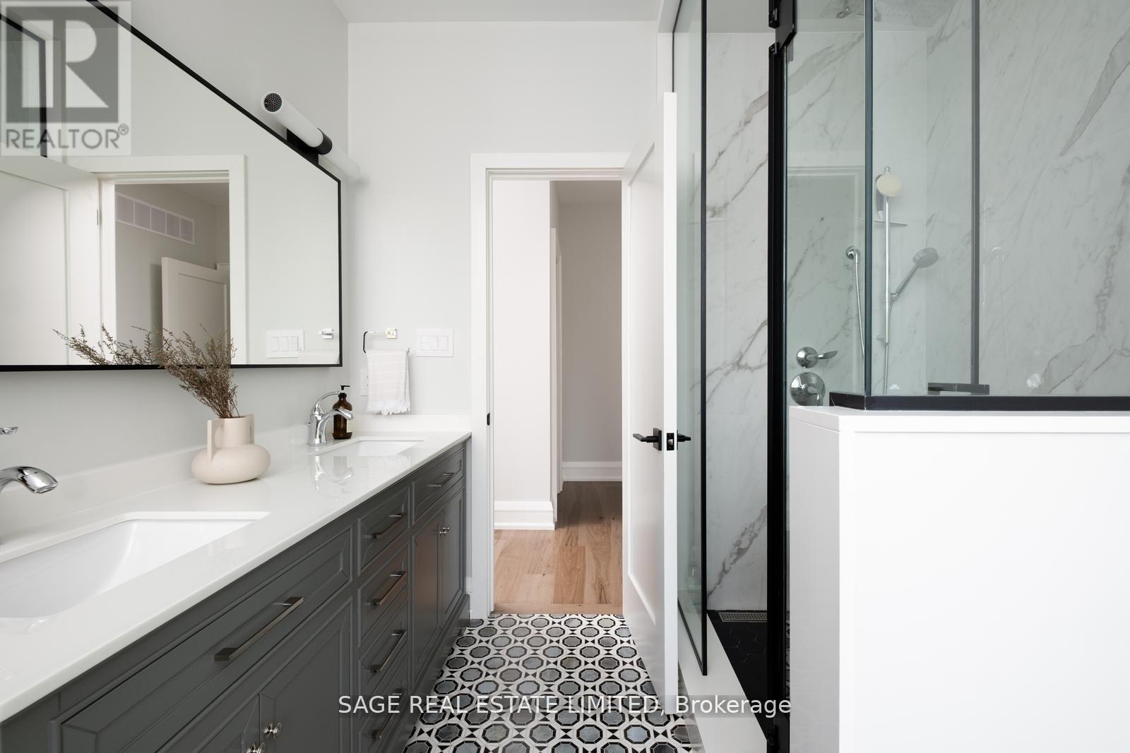 26 Wellesworth Drive, Toronto, Ontario  M9C 4P7 - Photo 26 - W12435039