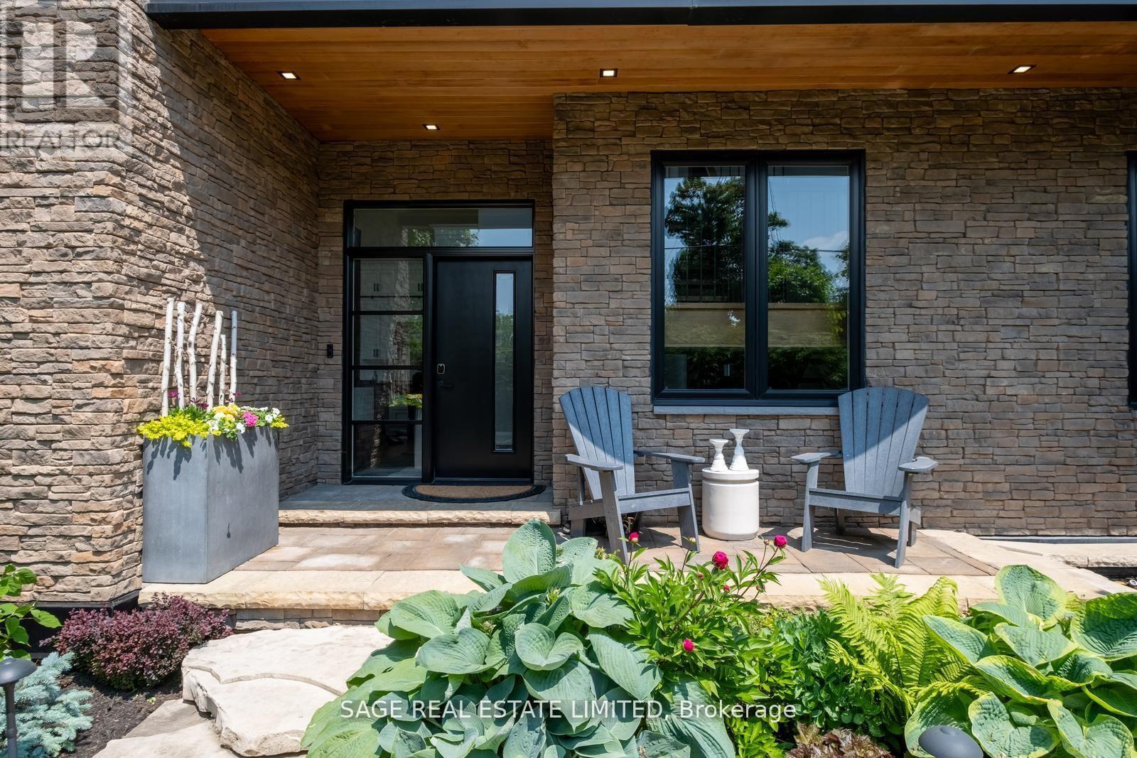 26 Wellesworth Drive, Toronto, Ontario  M9C 4P7 - Photo 39 - W12435039