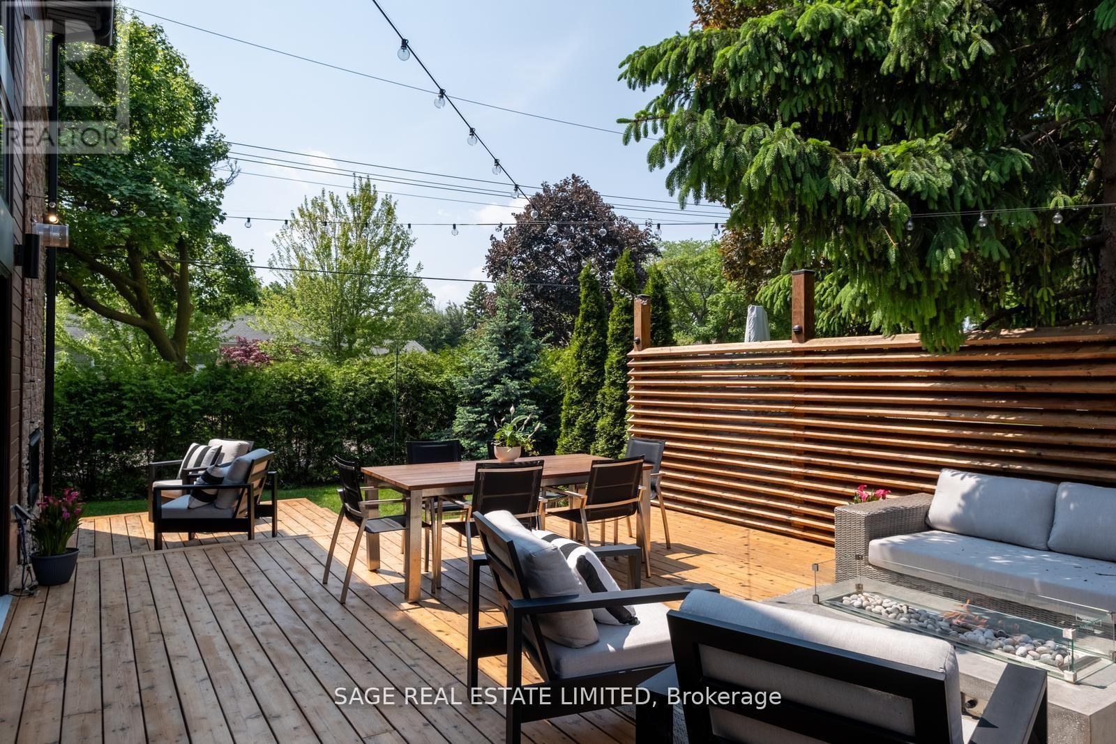 26 Wellesworth Drive, Toronto, Ontario  M9C 4P7 - Photo 43 - W12435039
