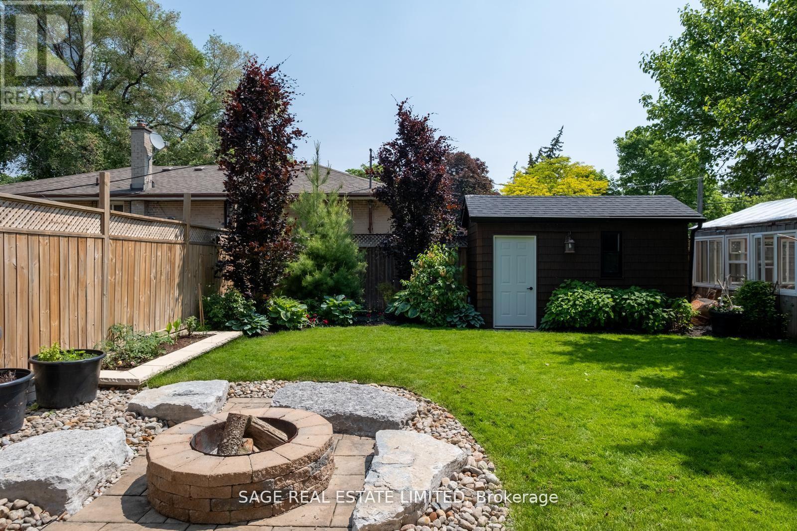 26 Wellesworth Drive, Toronto, Ontario  M9C 4P7 - Photo 48 - W12435039