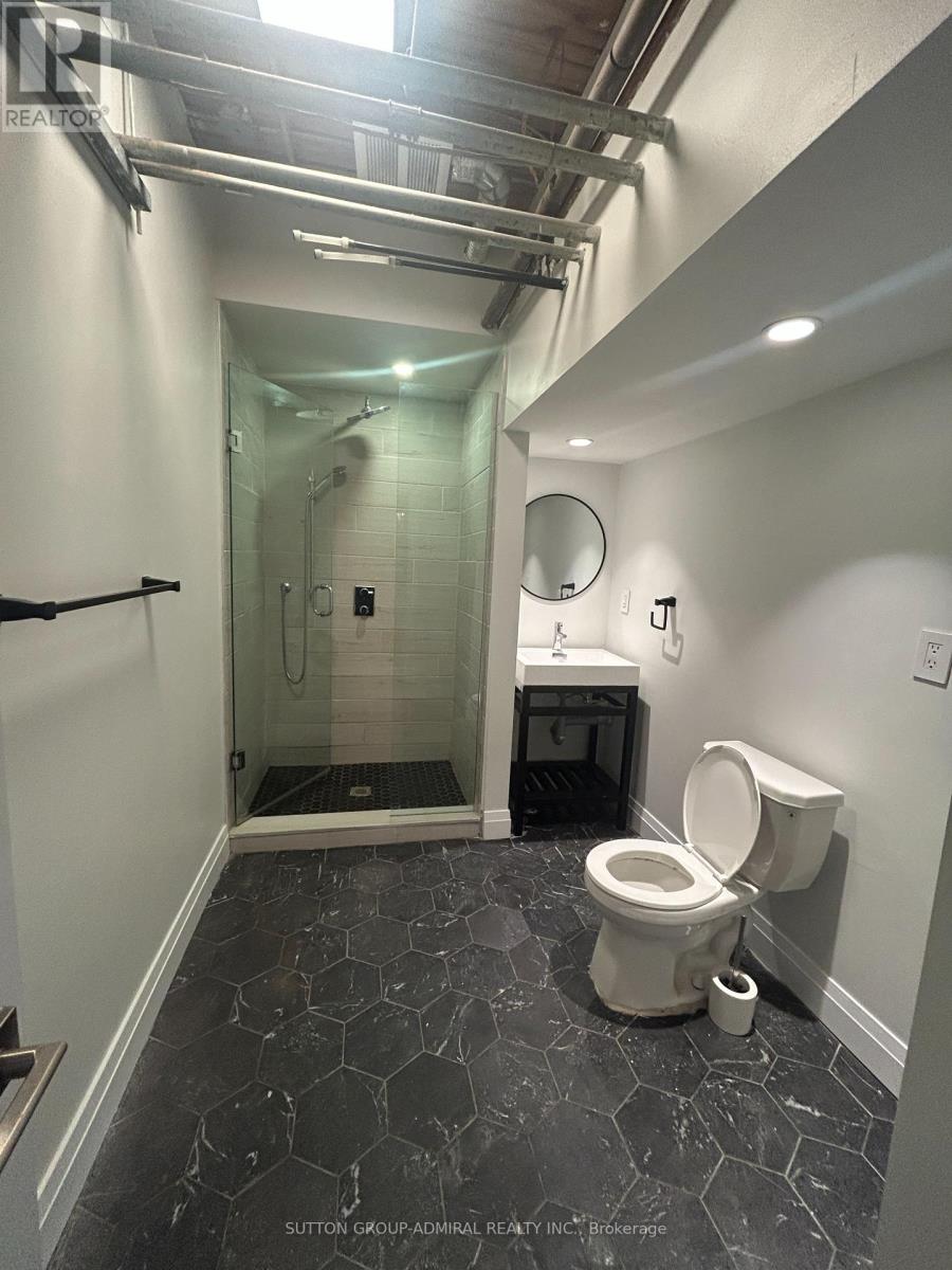 L101 - 34 Noble Street, Toronto, Ontario  M6K 2C9 - Photo 5 - W12435109