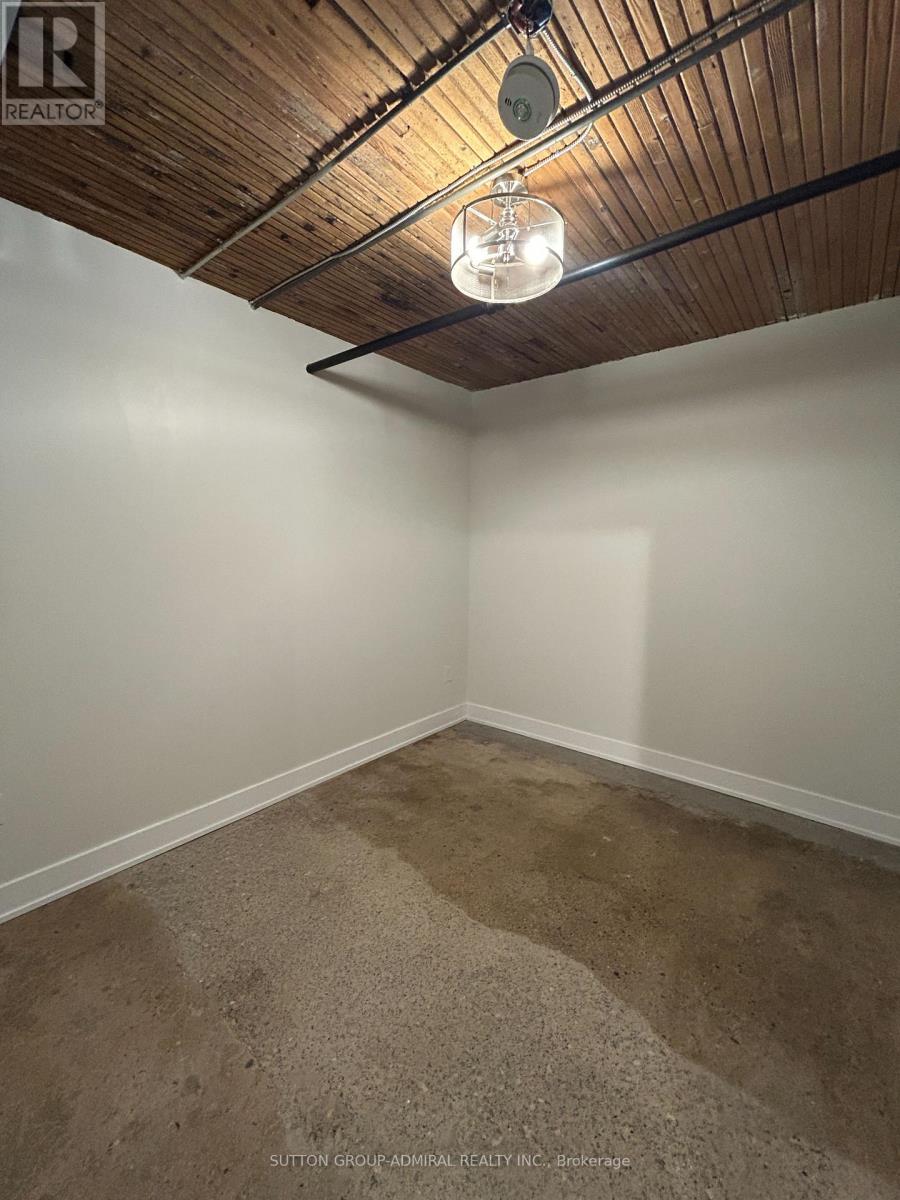 L102 - 34 Noble Street, Toronto, Ontario  M6K 2C9 - Photo 15 - W12435117